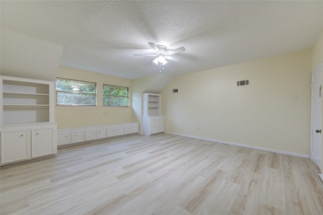 Building Photo - 12810 Chaseland Ln