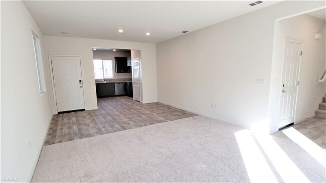 Building Photo - 3 br, 2.5 bath House - 1373 Horizon Circle