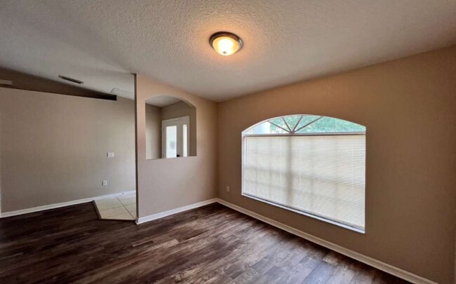 Foto del edificio - 2261 SE Wood Ave