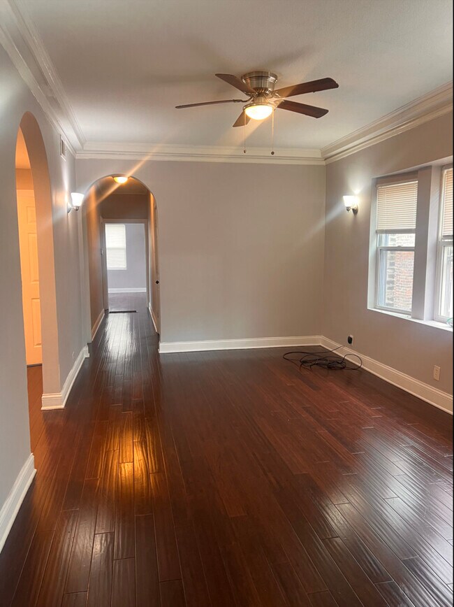 Building Photo - 7839 S Saginaw Ave