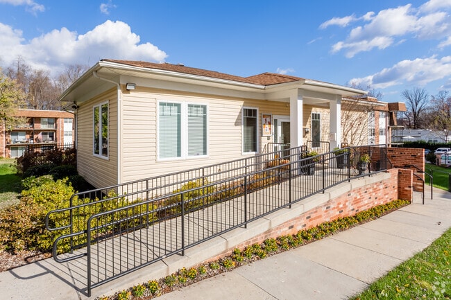 Randolph Square - Offering renovated apartments in the heart...