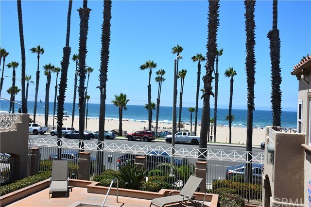 Building Photo - 900 Pacific Coast Hwy
