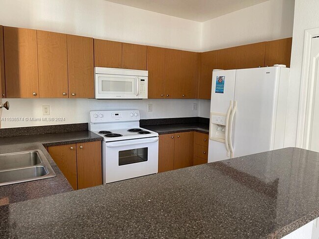 Building Photo - 7357 NW 174th Terrace