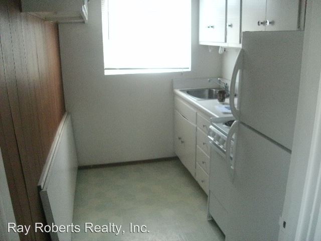 Building Photo - 165 Bay Shore Ave