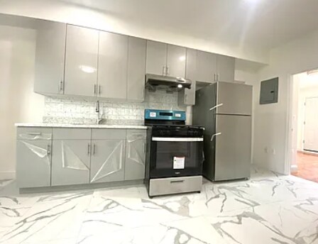 Foto del edificio - 8279 164th Pl