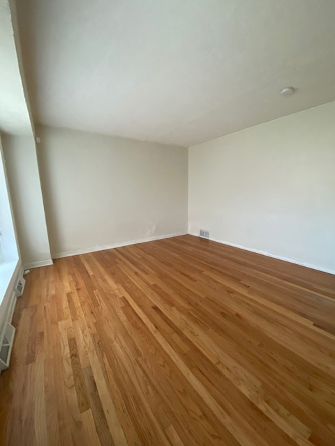 Building Photo - 1436 Kenilworth Dr