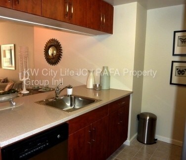 Foto del edificio - 200 Grand St