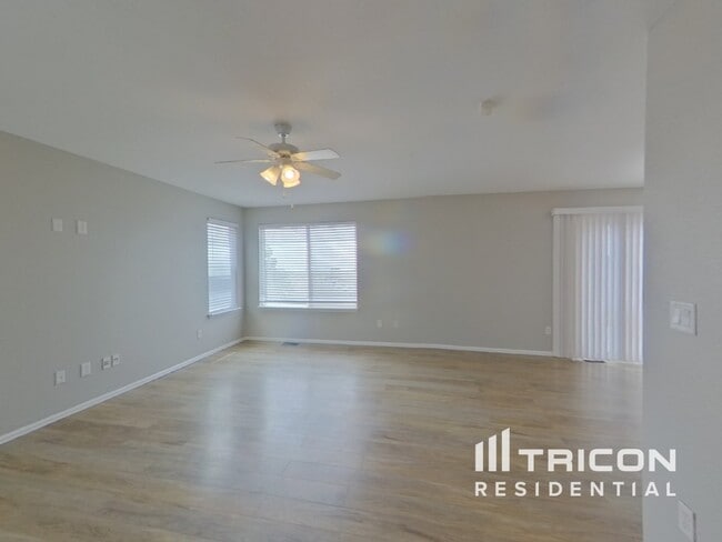 Building Photo - 7635 Canyon Oak Dr