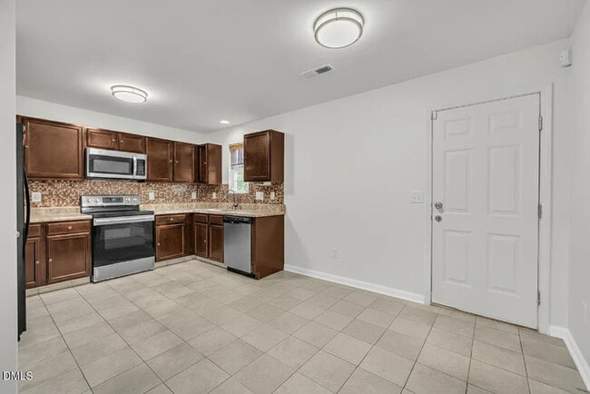 Building Photo - Earn Wealth While Leasing - Like a Homeowner - Lease to Own