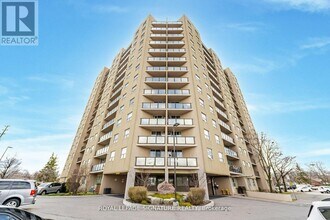 Building Photo - 2 Westney Rd N