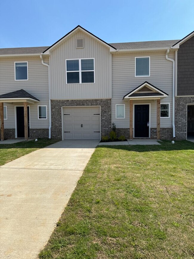 Foto del edificio - NOW AVAILABLE | Beautiful 3-Bedroom, 2.5-Bath Townhome in Driftwood | Lincoln Schools
