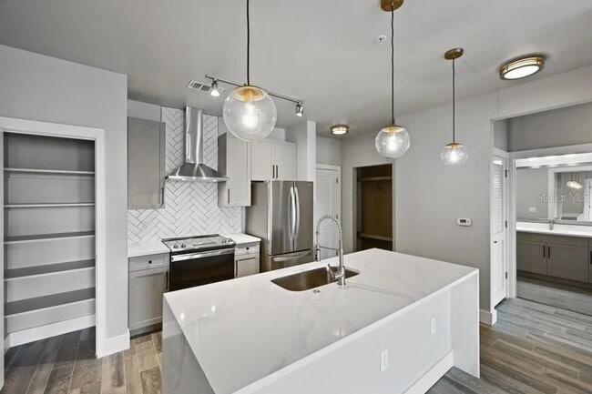 Foto del edificio - 776 N Orange Ave