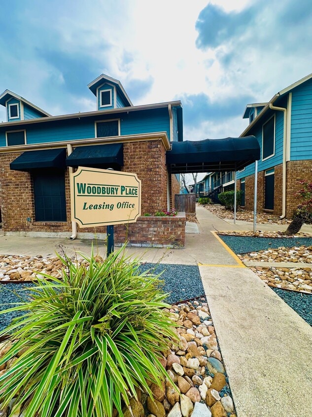 Primary Photo - Woodbury Place Apartments