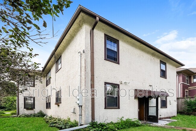 Foto del edificio - 969 St Clair Ave