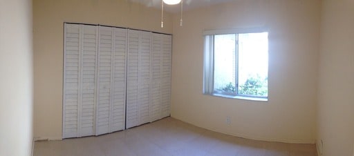 Building Photo - 10016 Twin Lakes Dr