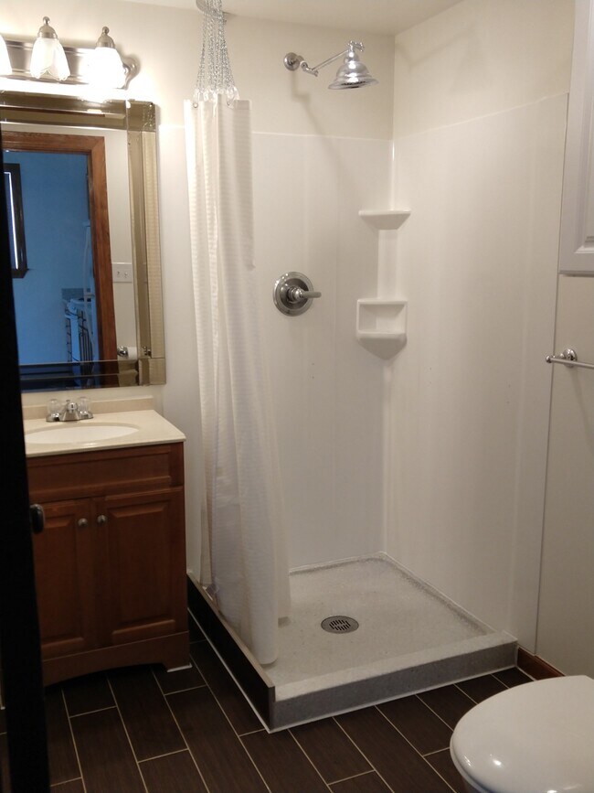 Foto del edificio - 1609b NE 117th St