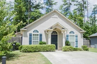 Building Photo - 2108 Dutch Ct