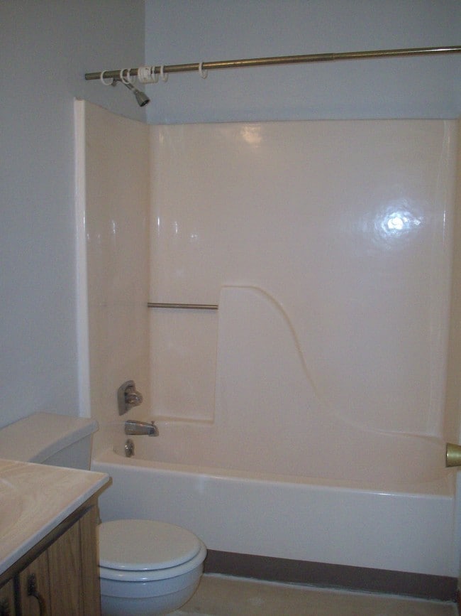 2512 Elmwood Pky, Arnold, MO 63010 Townhome Rentals in Arnold MO