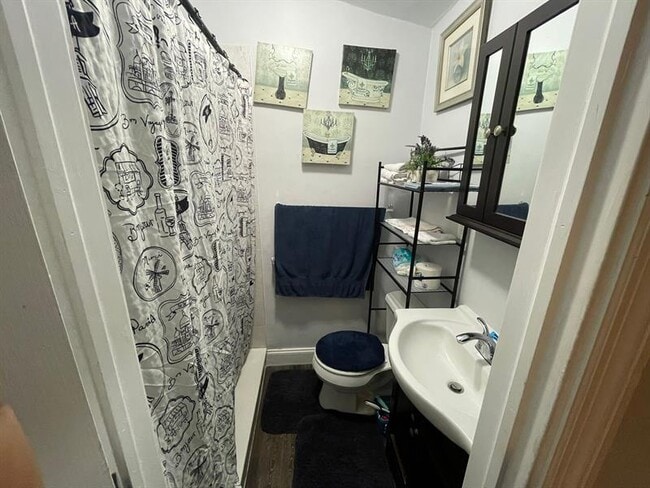 Building Photo - 1481 NW 2nd St