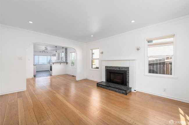 Foto del edificio - 3319 Herrier St
