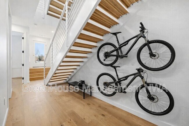 Foto del edificio - 840 SE 8th St