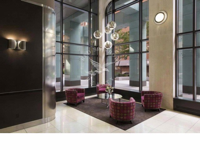 Foto principal - 300 Mercer St