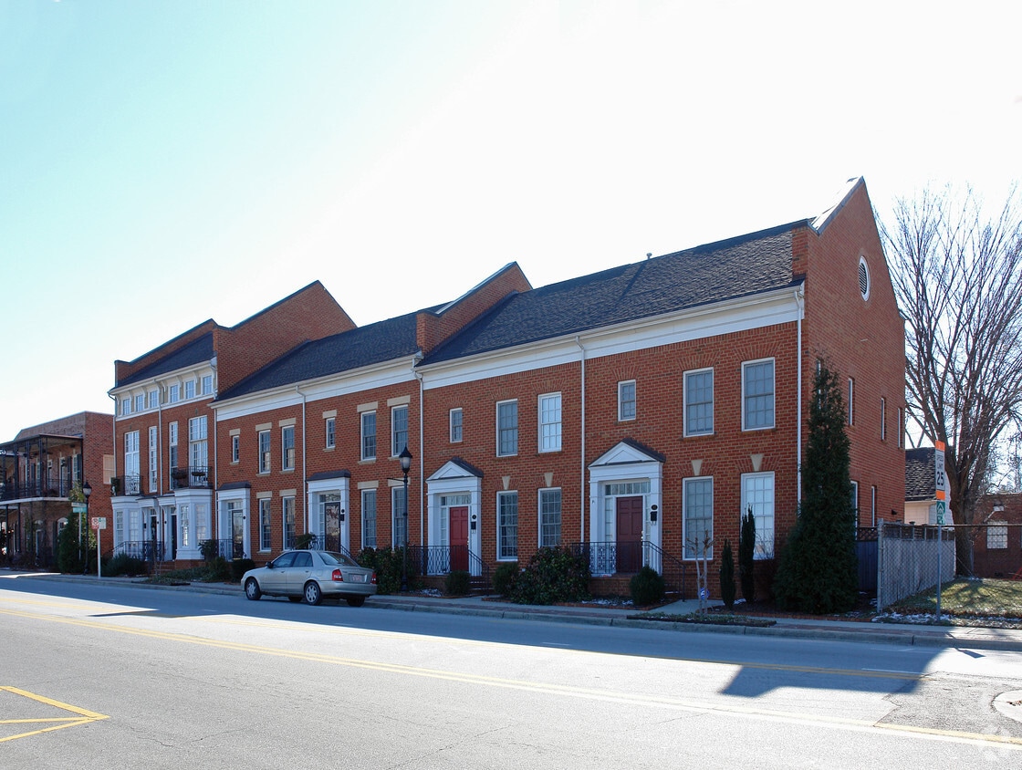 Building Photo - 220-230 Martin Luther King Jr Dr