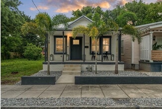 Building Photo - 1213 E 12th Ave