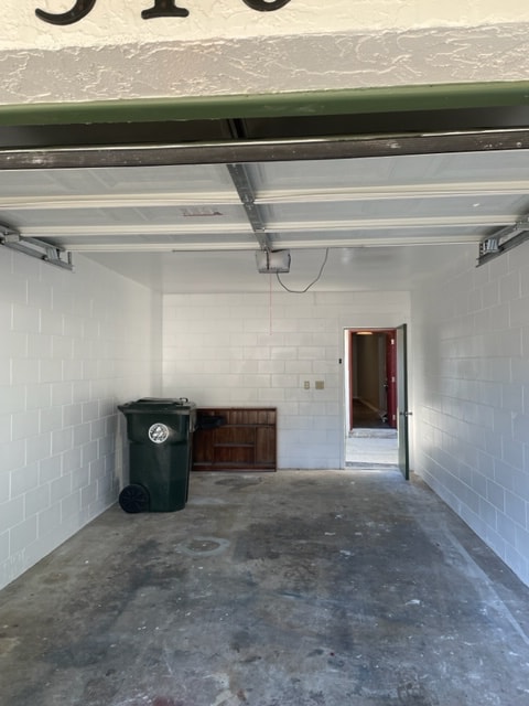 Building Photo - 310 Murcott Dr