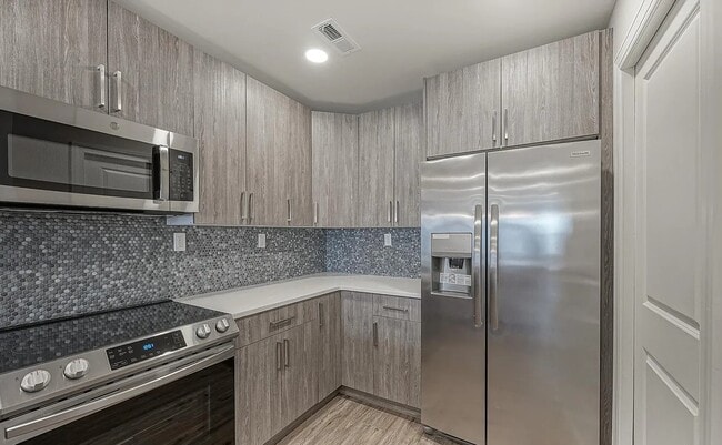 Photo - 1702 N Gratz St (Philadelphia, PA) House