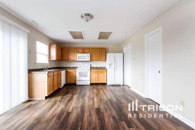 Building Photo - 2382 Westmere Dr