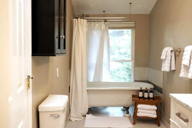 Primary Bathroom and Bear Claw tub - 2404 P St