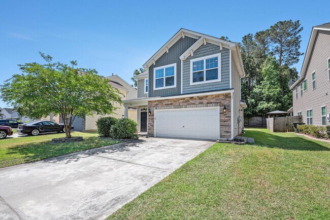 Building Photo - 349 Drayton Pl Dr