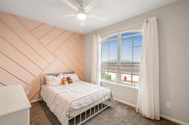 Building Photo - 156 Birch St