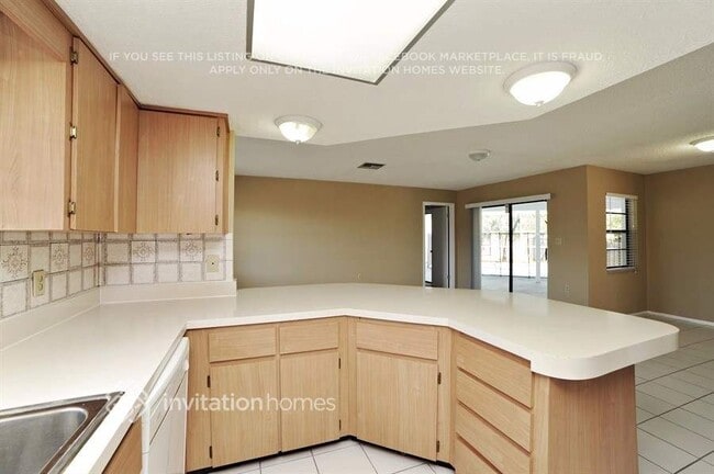 Foto del edificio - 7023 Bramblewood Dr