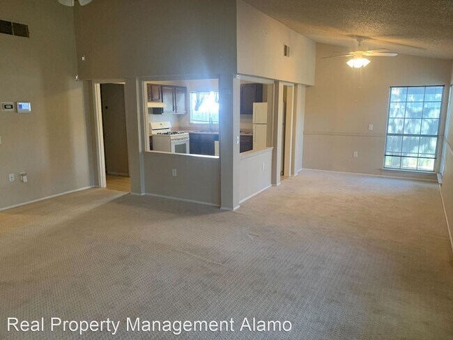 Foto del edificio - 3 br, 2 bath House - 8026 Valley Trails