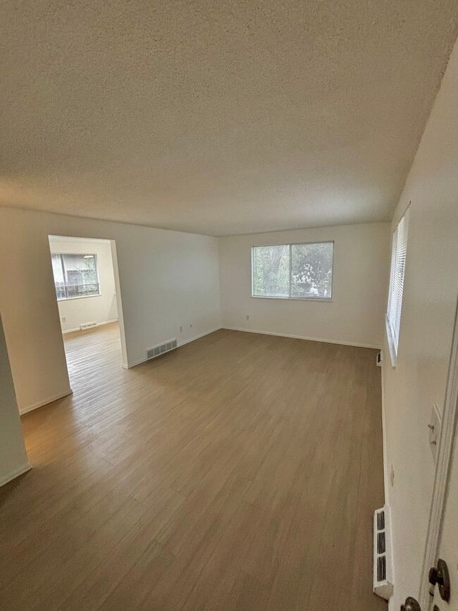 Building Photo - 4337/4339 W. Custer Place