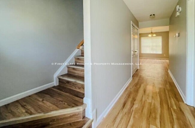 Foto del edificio - 5435 Eneida Sue Dr