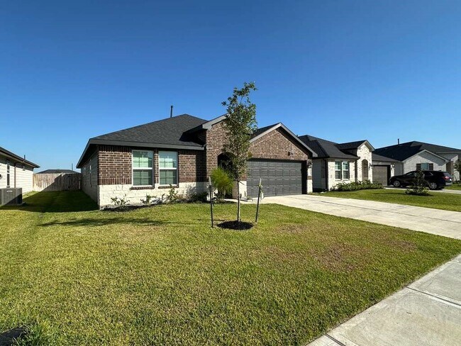 Building Photo - 8763 Cedar Elm Pass