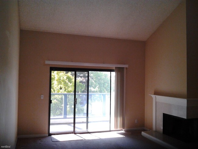 Building Photo - 4691 Albany Cir