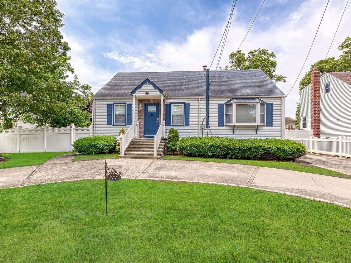 Foto principal - 177 N Broome Ave