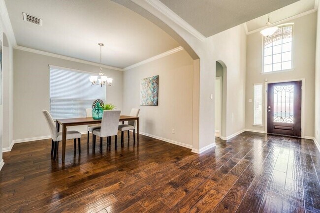 Foto del edificio - 2417 Austin Ln