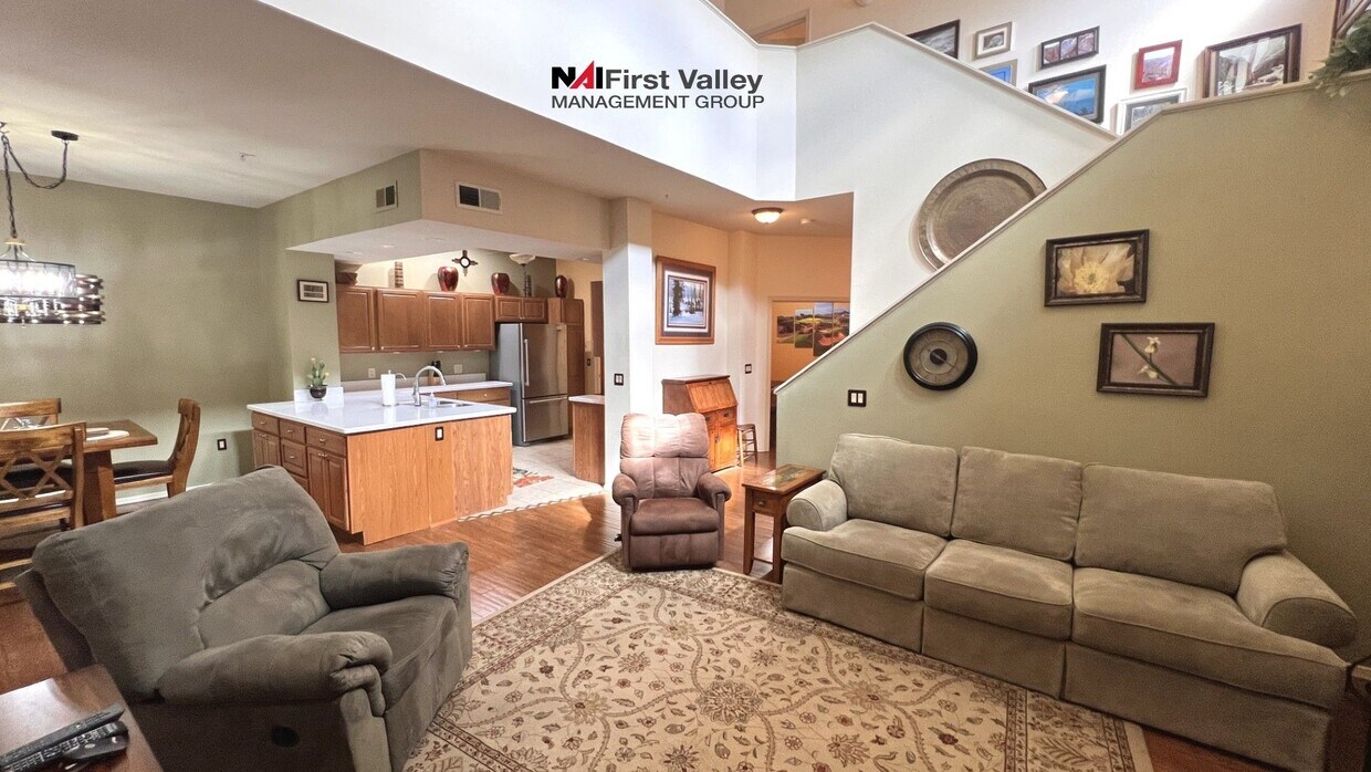 Foto principal - 3 Bedrooms, 2.5 Baths and a Two Car Garage