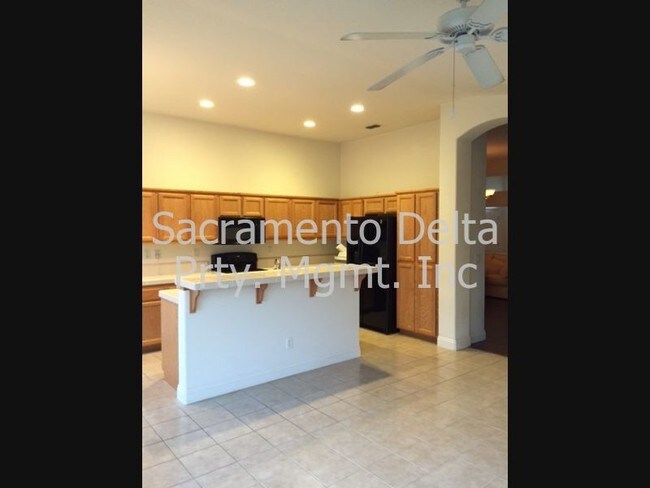 Building Photo - 11763 Justinian Dr