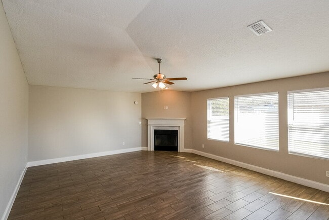 Building Photo - 4538 Song Sparrow Dr