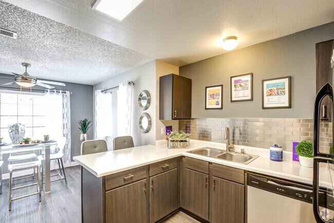 Smoke Ranch Apartments For Rent Las Vegas Nv Apartments Com