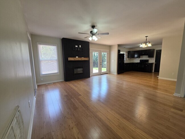 Foto del edificio - 3483 Arvin Dr