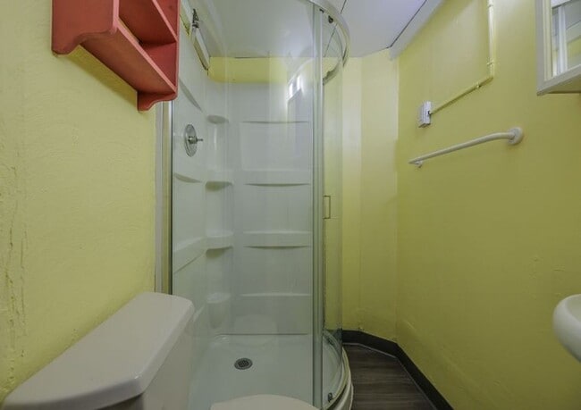 Photo - 914 13th St Apartment