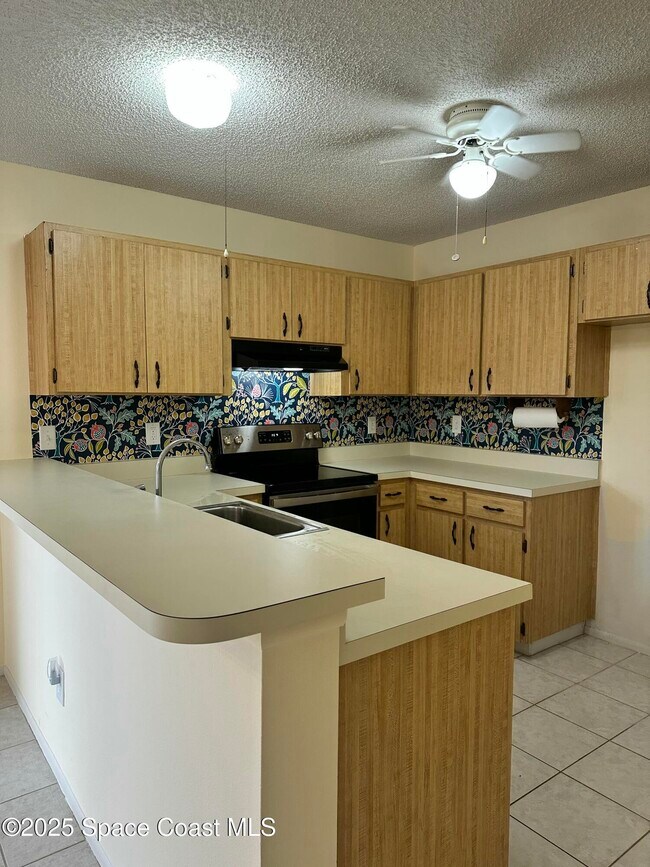 Foto del edificio - 1441 Sheafe Ave NE