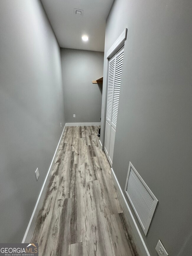 Foto del edificio - 194 Frank Christian Rd